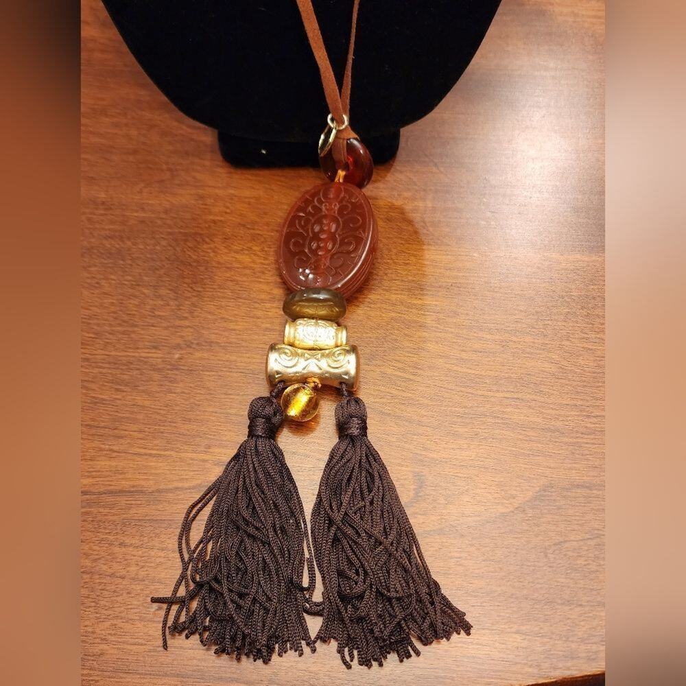 CHICO'S‎ tassel lucite pendant beaded necklace